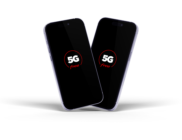 un ordinateur portable et un smartphone représentant l'idée d'une communication unifiée